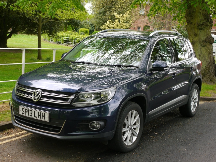 View VOLKSWAGEN TIGUAN TDi 140 BlueMotion Start-Stop BlueMotion Tech SE