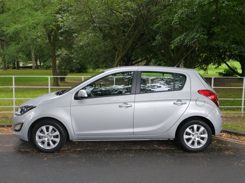 View HYUNDAI I20 MPI Active