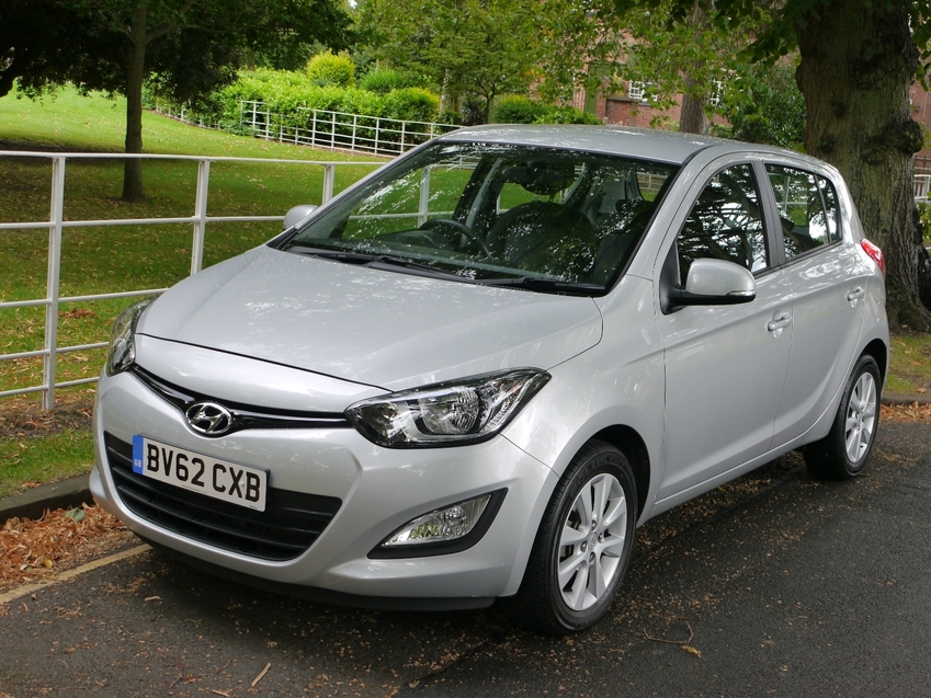 View HYUNDAI I20 MPI Active