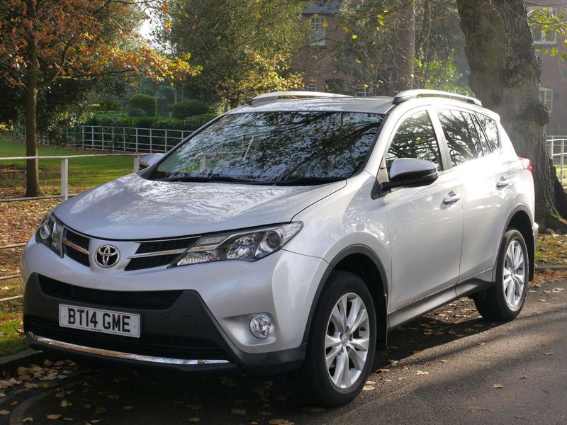 View TOYOTA RAV4 D-4D INVINCIBLE AWD