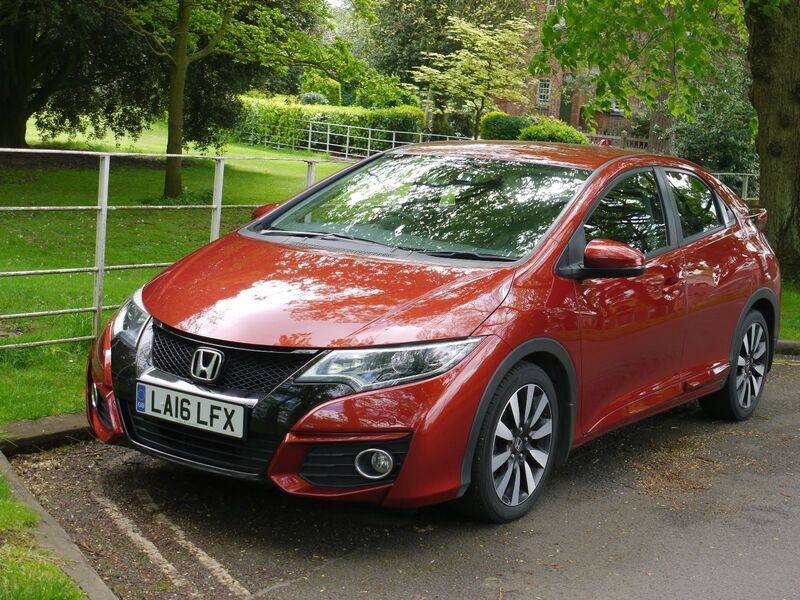 View HONDA CIVIC I-VTEC SE PLUS NAVI