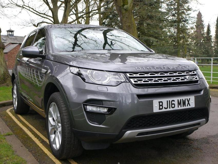 View LAND ROVER DISCOVERY SPORT TD4 HSE