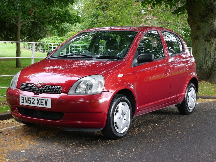 View TOYOTA YARIS VVT-i Colour Collection Red