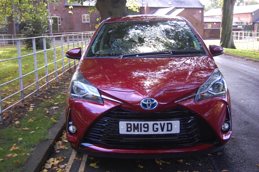 TOYOTA YARIS